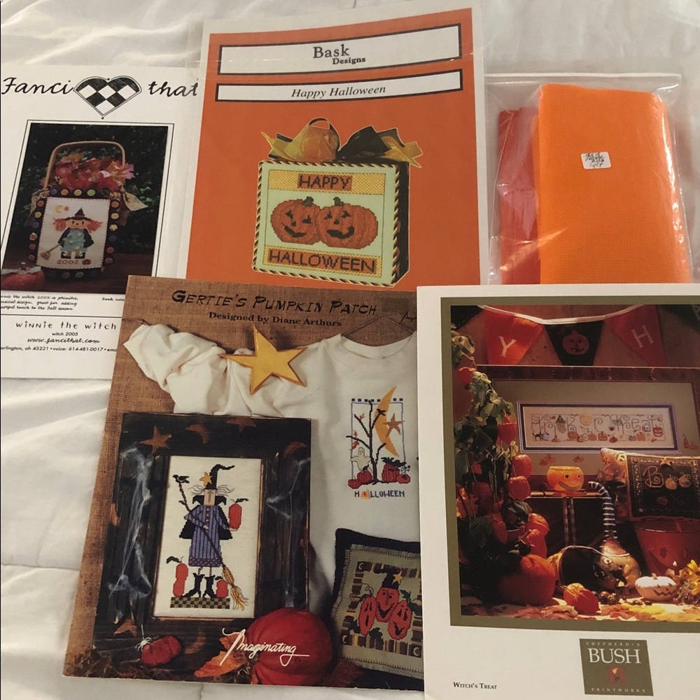 Bundle of Halloween Cross Stitch 4 patterns and 2 zweigart fabric 14 ct. new